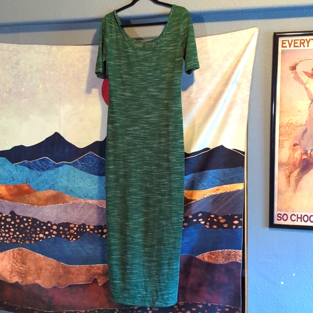 Grass green maxi jersey dress